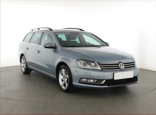 Volkswagen Passat 1.6 TDI, Serv.kniha, Xenony