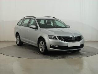 �koda Octavia 1.6 TDI, Serv.kniha, Tempomat
