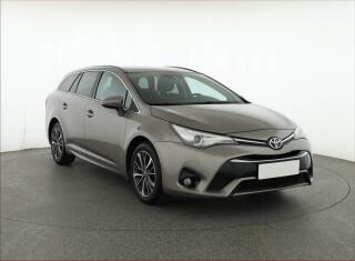 Toyota Avensis 1.6 D-4D, Navi, Tempomat