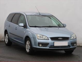 Ford Focus 1.4 16V, po STK, jezd� v�born�