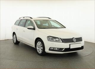 Volkswagen Passat 2.0 TDI, Automat, �R,1.maj