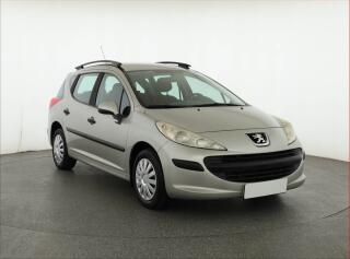 Peugeot 207 1.4, nov� STK, rezervace