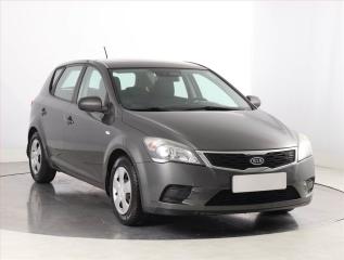 Kia Ceed 1.4 CVVT, R,1.maj, Serv.kniha