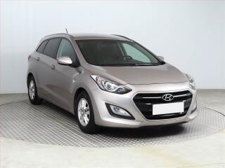 Hyundai i30 1.6 GDI, �R,1.maj, Serv.kniha