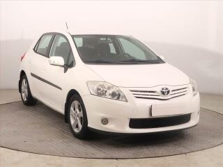 Toyota Auris 1.6 Valvematic, Automat