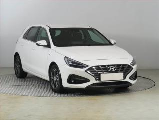 Hyundai i30 Smart 1.5 T-GDI MHEV, Automat