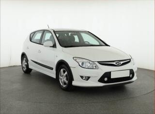 Hyundai i30 1.6 CVVT, Automat, nov� STK