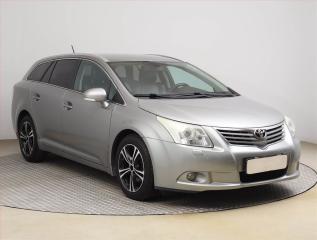 Toyota Avensis 2.2 D-4D, Serv.kniha, Navi