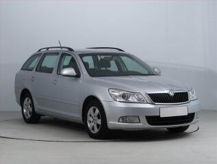 �koda Octavia 1.6 TDI, Serv.kniha, nov� STK