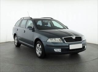 �koda Octavia Ambiente 1.6, jezd� skv�le