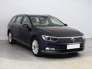 Volkswagen Passat Highline 2.0 TDI, �R,1.maj