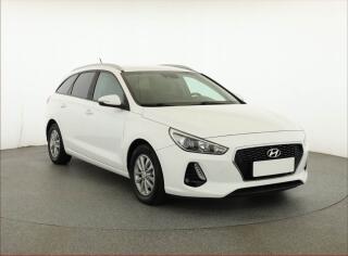 Hyundai i30 1.6 CRDi, Tempomat