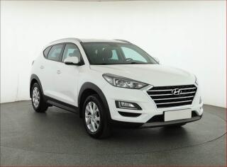 Hyundai Tucson Trikolor 1.6 CRDi, �R,1.maj