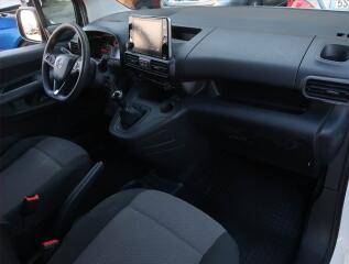 Opel Insignia (2011) 2.0 CDTI, 4X4, Automat, Navi - náhled 8