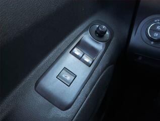 Opel Insignia (2011) 2.0 CDTI, 4X4, Automat, Navi - náhled 18