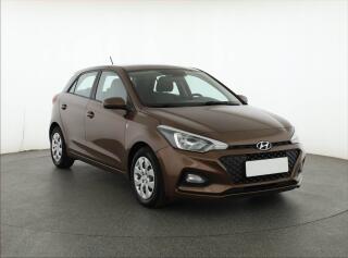 Hyundai i20 1.2, �R,1.maj, Serv.kniha