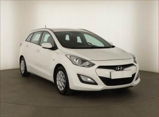 Hyundai i30 1.6 MPI, Serv.kniha, Tempomat