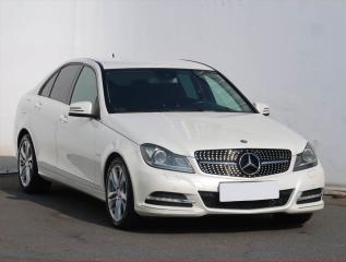 Mercedes-Benz Avantgarde C 200 CDI, Navi