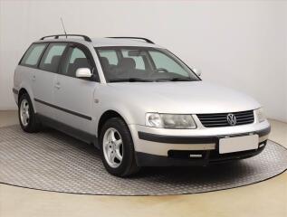 Volkswagen Passat 1.9 TDI, nov� STK, Ta�n�