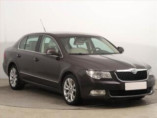 �koda Superb 2.0 TDI, Xenony, Tempomat