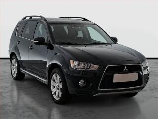 Mitsubishi Outlander 2.2 DI-D, 7�m�st, Navi