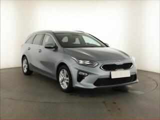 Kia Ceed 1.5 T-GDI MHEV, Automat, �R
