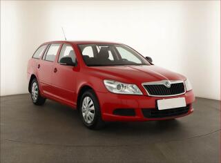 �koda Octavia 1.6, nov� STK, pln� poj�zdn�