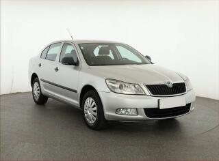 �koda Octavia 1.6, po STK, rezervace