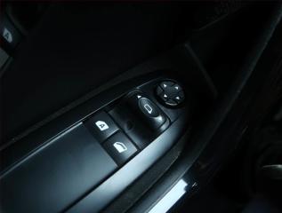 Peugeot 208 (2015) 1.0 VTi, Tempomat - náhled 15
