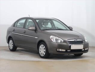 Hyundai Accent 1.4i, po STK, Ta�n�, rezervace