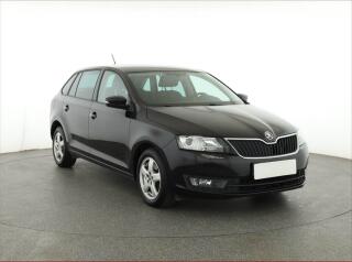 �koda Rapid Spaceback 1.6 TDI, Xenony