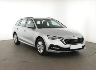 �koda Octavia Ambition 2.0 TDI, �R,1.maj