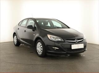 Opel Astra 1.6 CDTI, �R,1.maj, Serv.kniha
