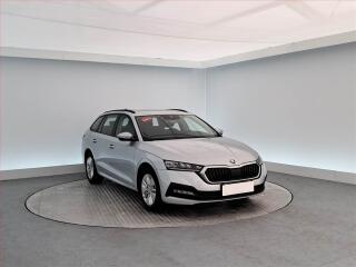 �koda Octavia Ambition 2.0 TDI, �R,1.maj