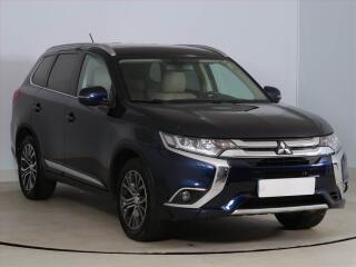 Mitsubishi Outlander 2.2 DI-D, 4X4, 7�m�st, Navi