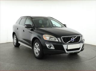 Volvo XC60 Momentum D5, 4X4, Automat