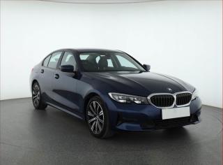 BMW Luxury Line 330 e