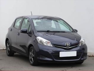 Toyota Yaris 1.0 VVT-i, Serv.kniha
