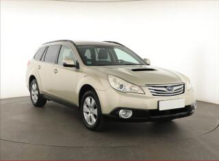 Subaru Outback 2.0 D, 4X4, Navi, Xenony