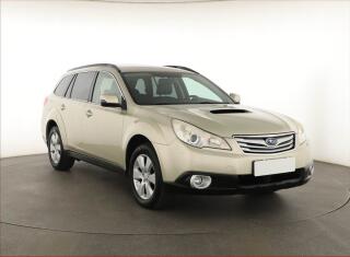 Subaru Outback 2.0 D, 4X4, Navi, Xenony