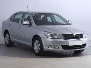 �koda Octavia 1.6 TDI, Xenony, Tempomat