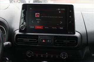 Toyota Yaris (2009) 1.0 VVT-i, po STK - náhled 12