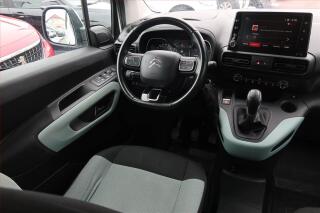 Toyota Yaris (2009) 1.0 VVT-i, po STK - náhled 7