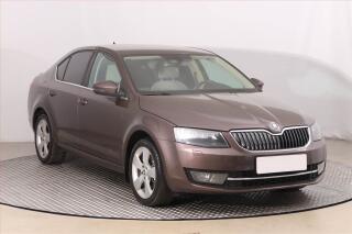 �koda Octavia Elegance 2.0 TDI, Navi
