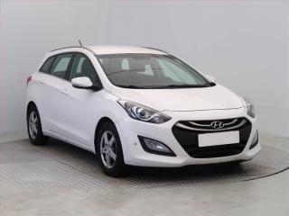 Hyundai i30 1.6 GDI, Serv.kniha, Tempomat