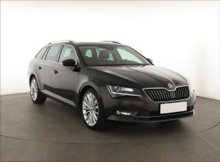 �koda Superb 1.5 TSI, Automat, K��e, Navi