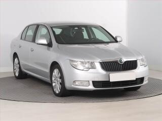 �koda Superb Comfort 2.0 TDI, Tempomat