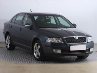 koda Octavia 2.0 TDI, po STK, rezervace