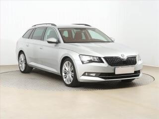 �koda Superb 1.6 TDI, Navi, Tempomat