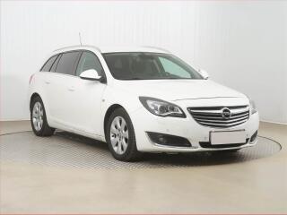 Opel Insignia 2.0 CDTI, Serv.kniha, Xenony